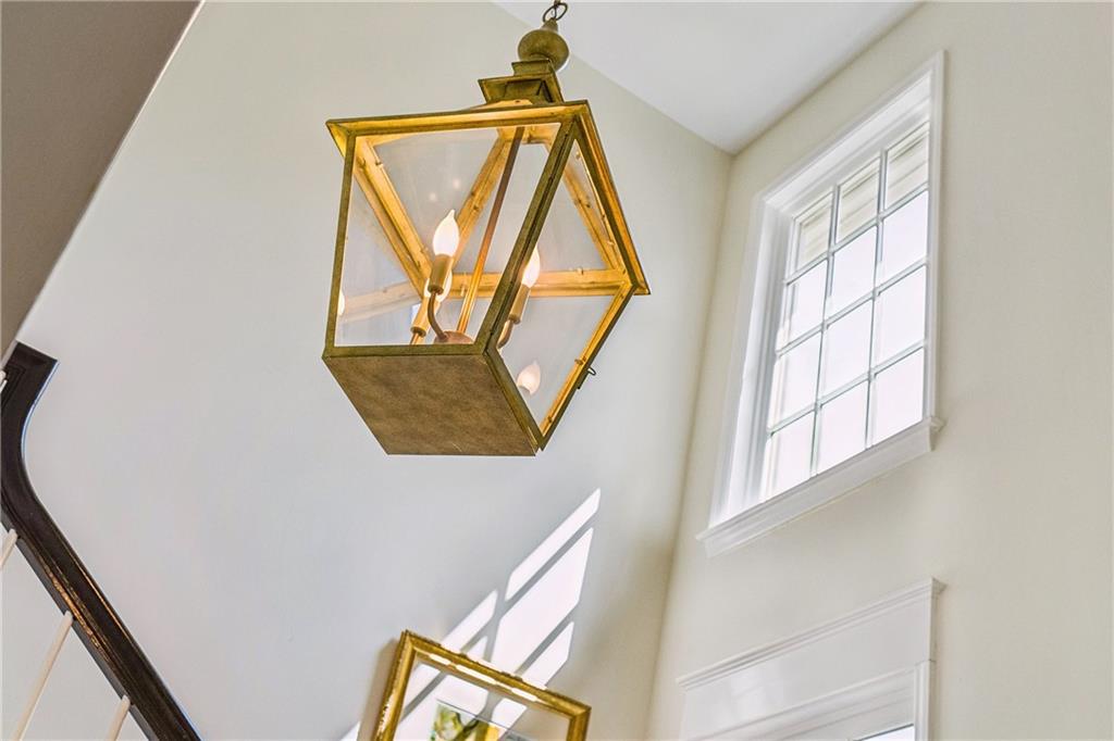 2314 Attaway Walk NE