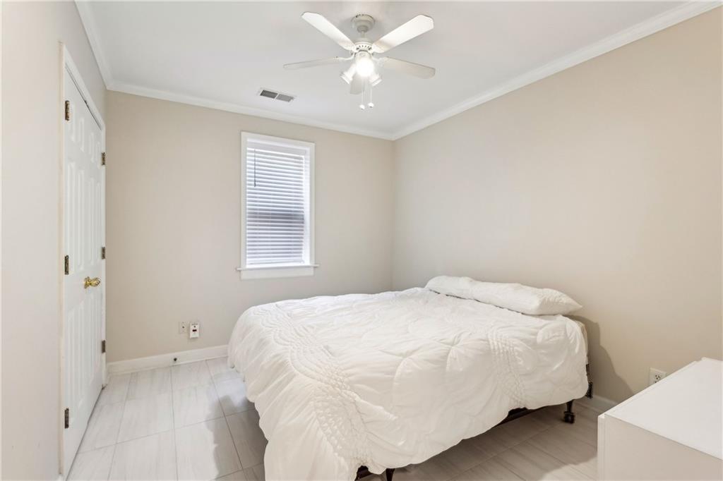 2314 Attaway Walk NE