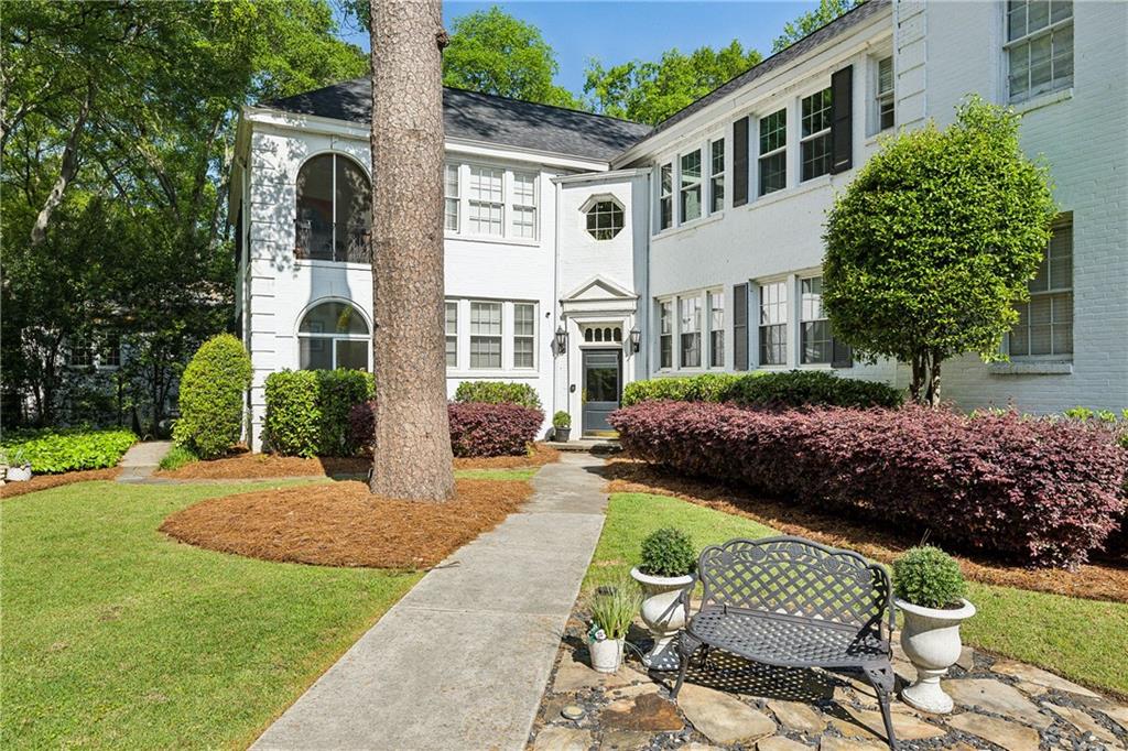 21 Peachtree Memorial Drive NW Unit 12