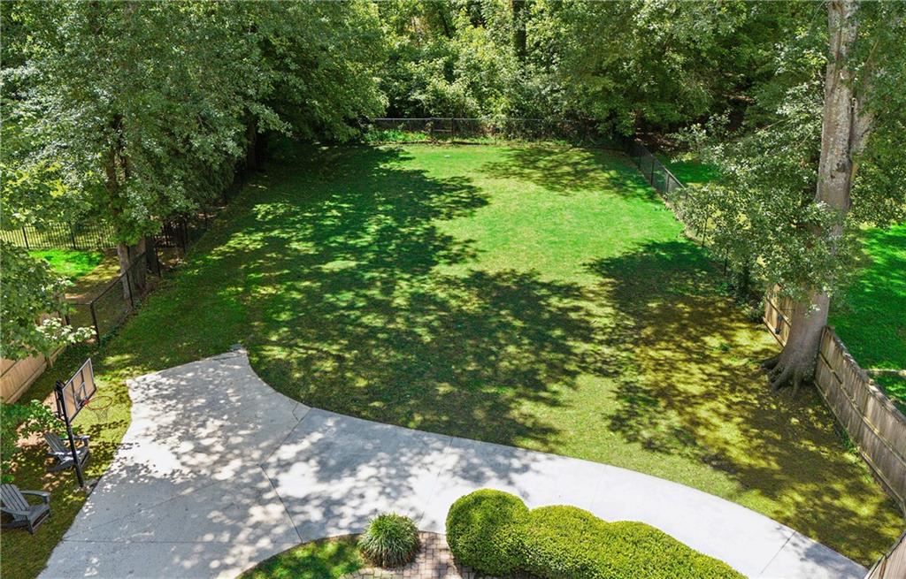 389 Valley Brook Drive NE