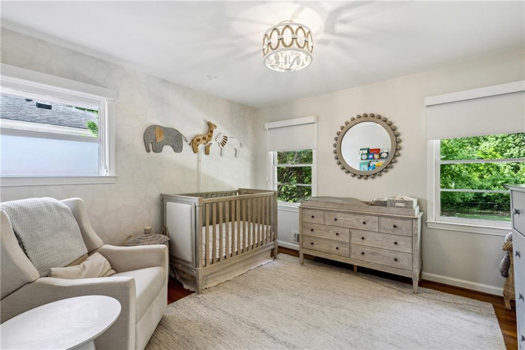 389 Valley Brook Drive NE