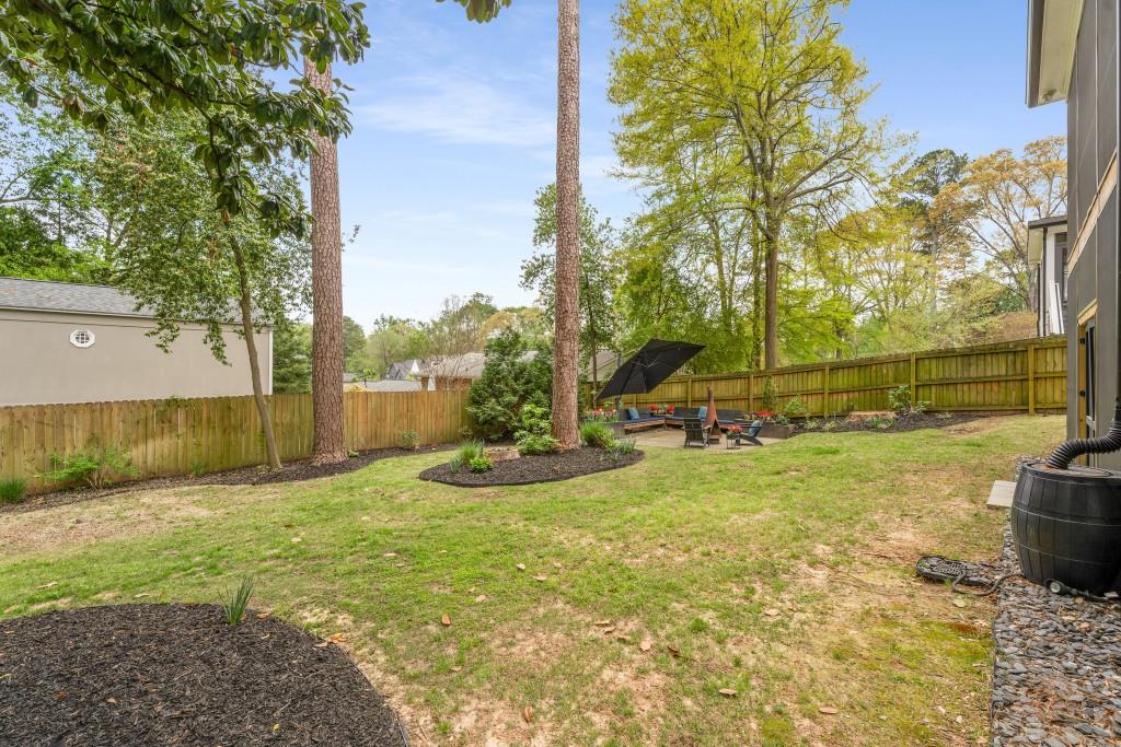 2537 Thompson Road NE