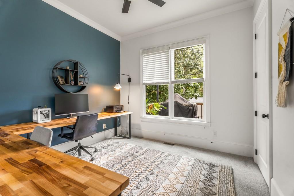 2537 Thompson Road NE