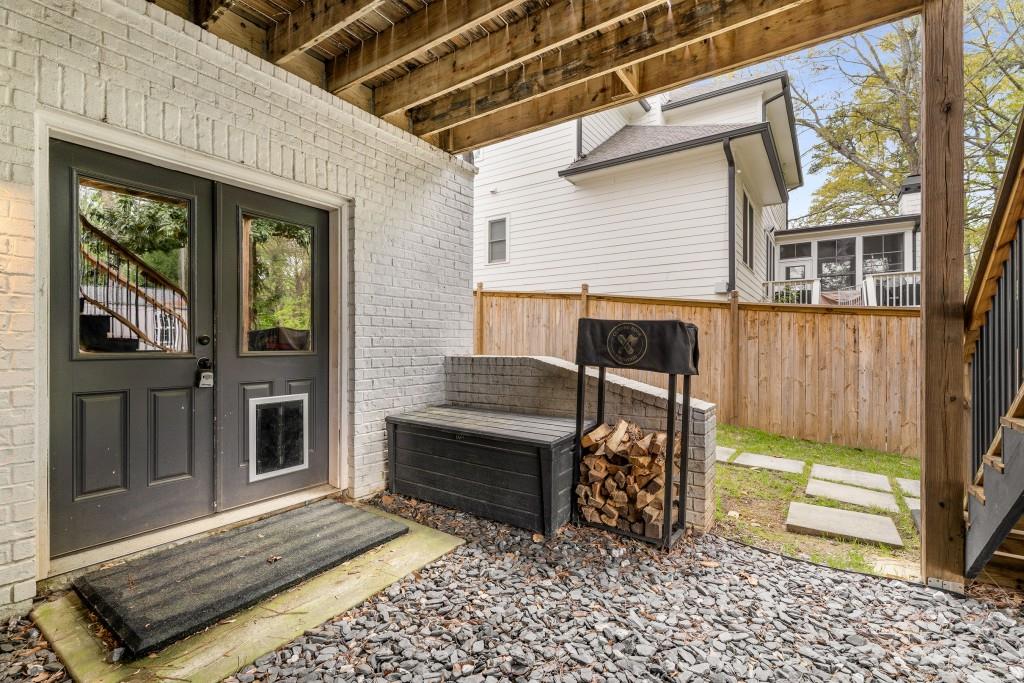 2537 Thompson Road NE