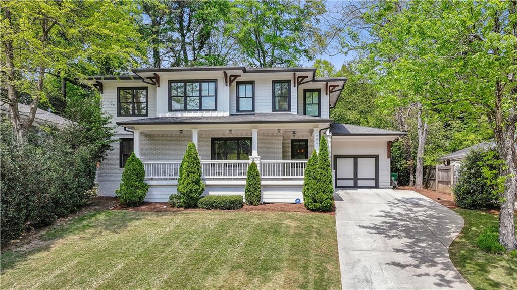 1282 Fairhill Lane NE