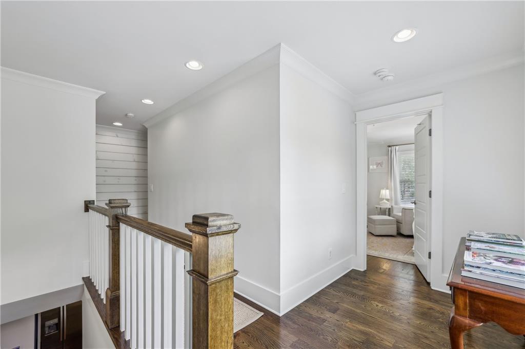 1282 Fairhill Lane NE