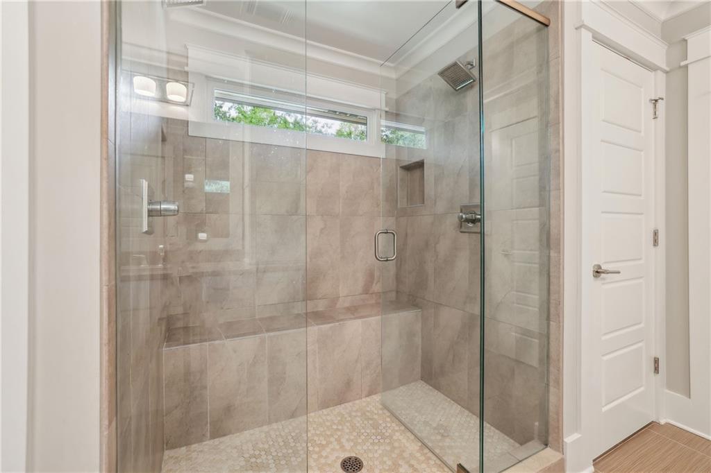 1282 Fairhill Lane NE