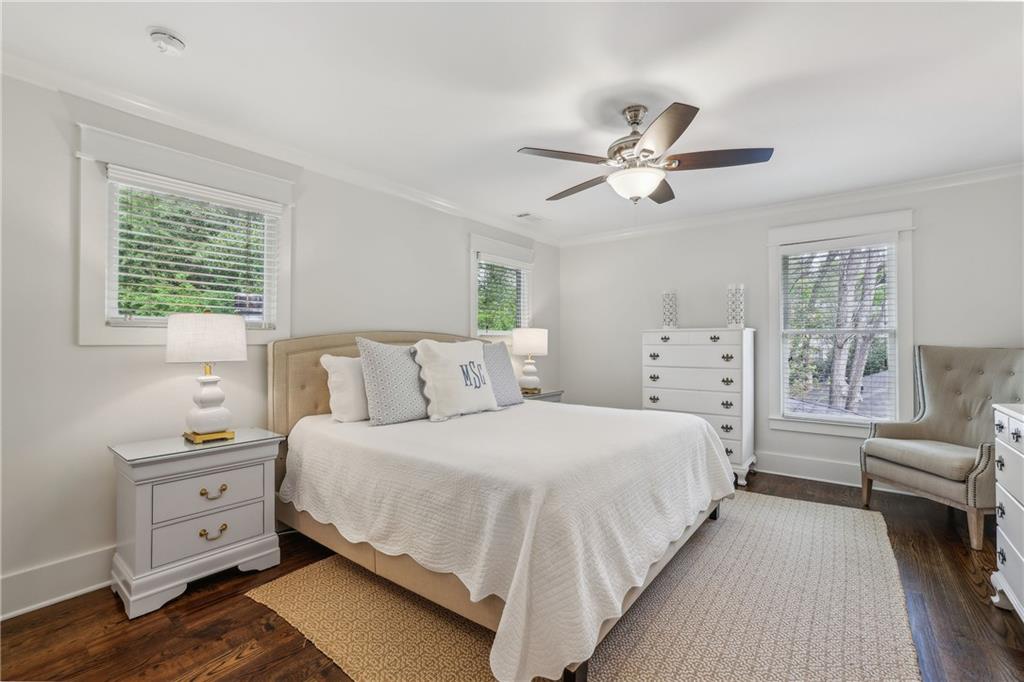 1282 Fairhill Lane NE