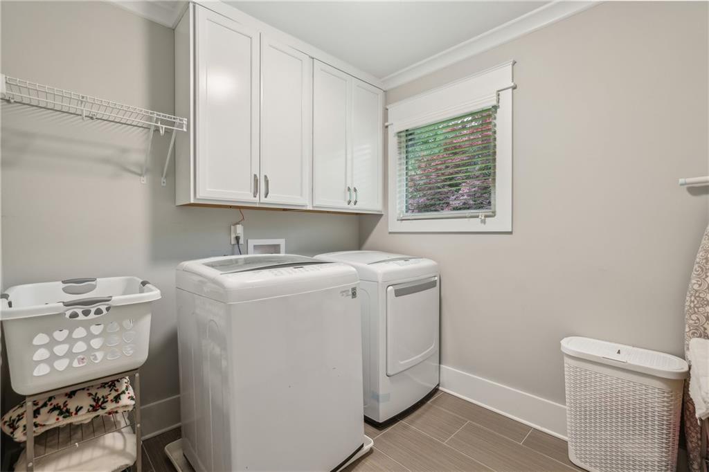 1282 Fairhill Lane NE