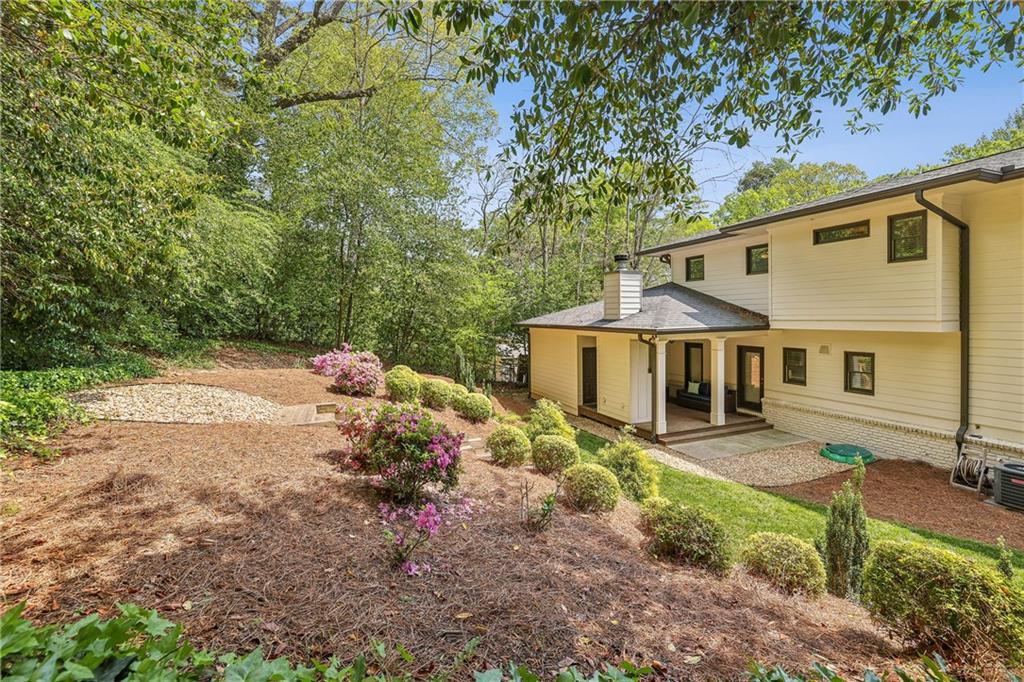 1282 Fairhill Lane NE