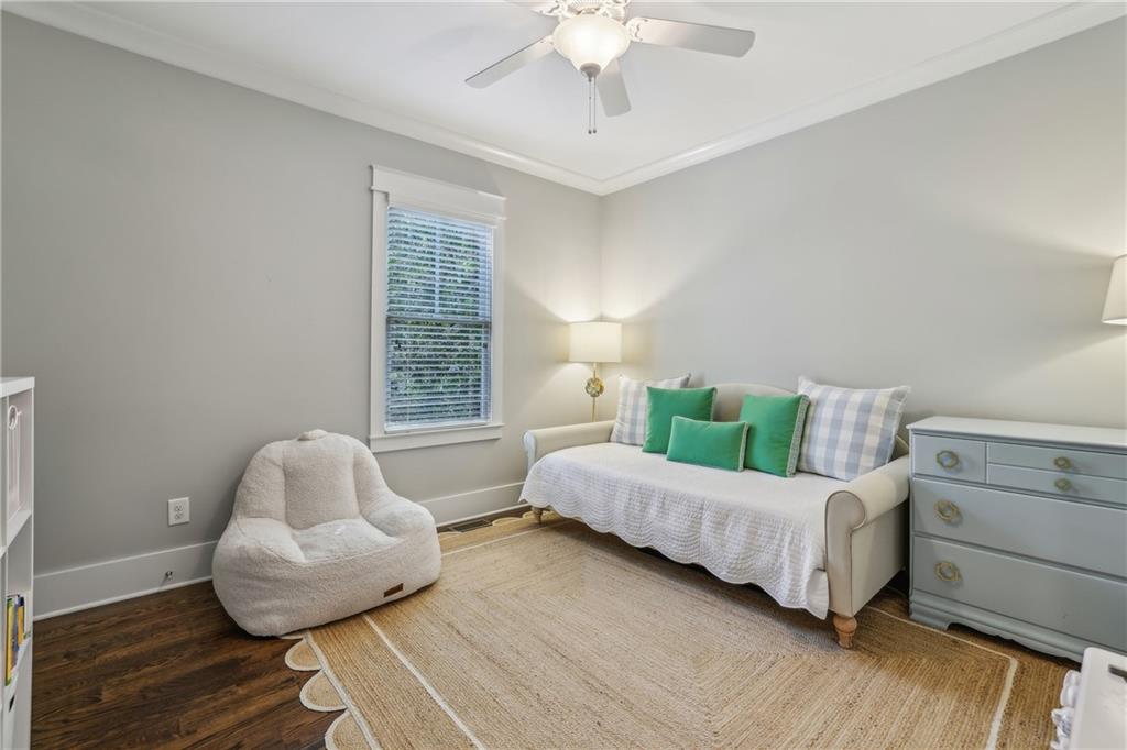 1282 Fairhill Lane NE