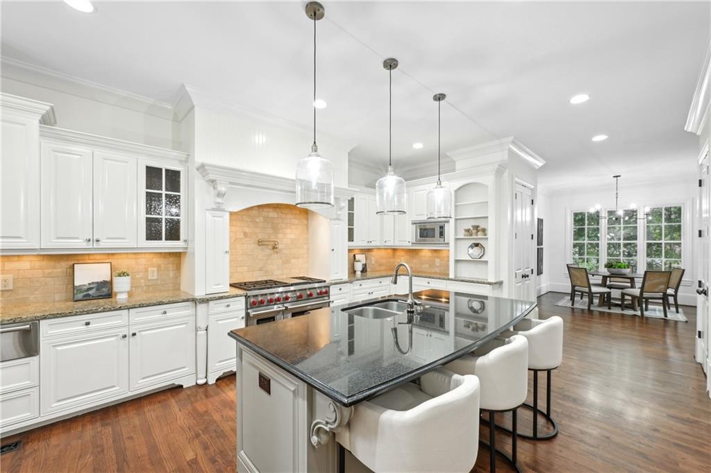 385 Laurel Chase Court
