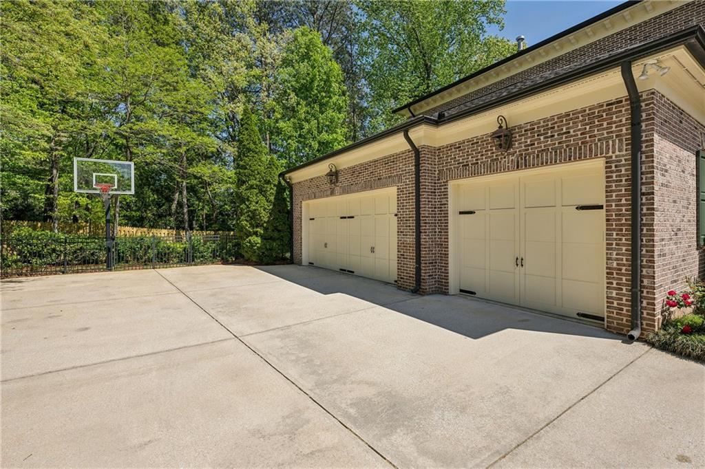 385 Laurel Chase Court