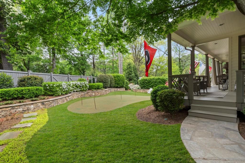 2376 Hyde Park Court