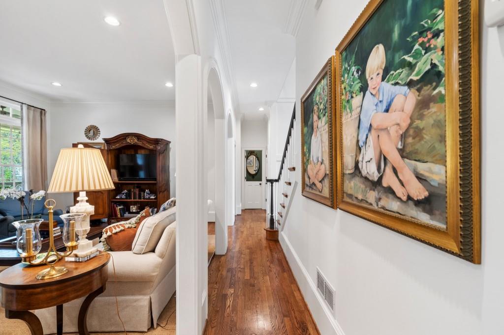 2376 Hyde Park Court