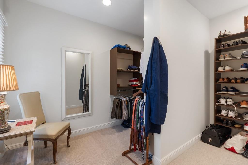 2376 Hyde Park Court