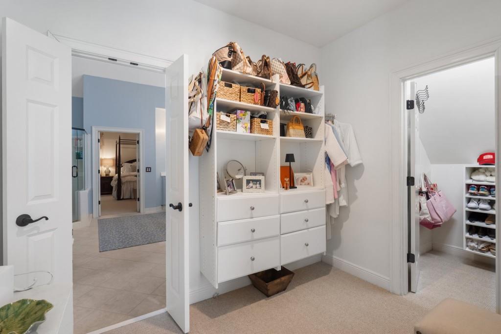 2376 Hyde Park Court