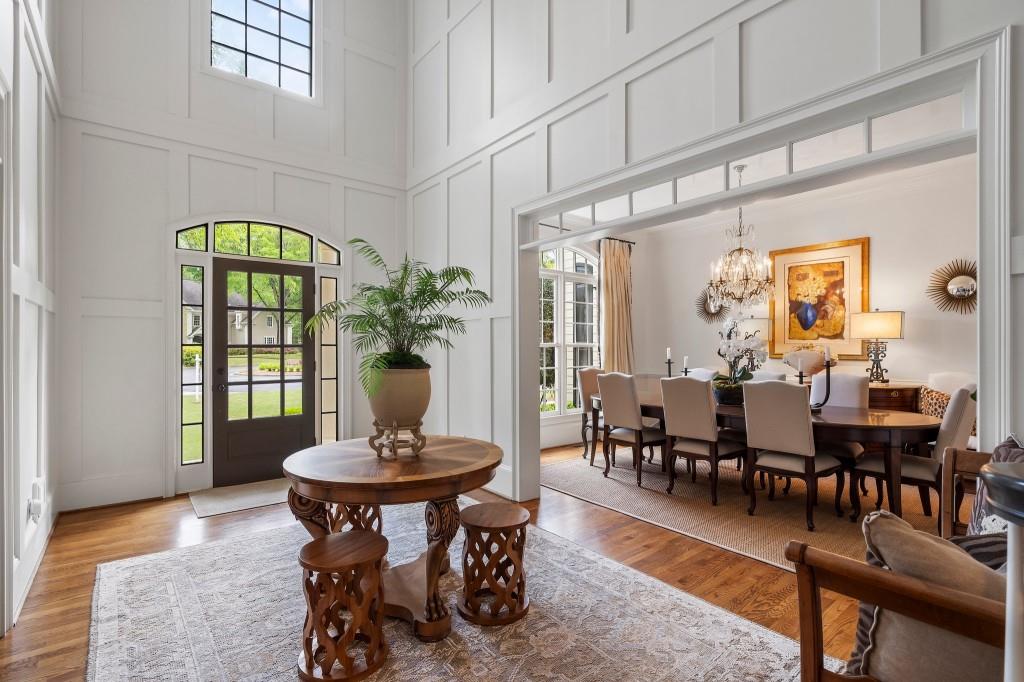 2376 Hyde Park Court