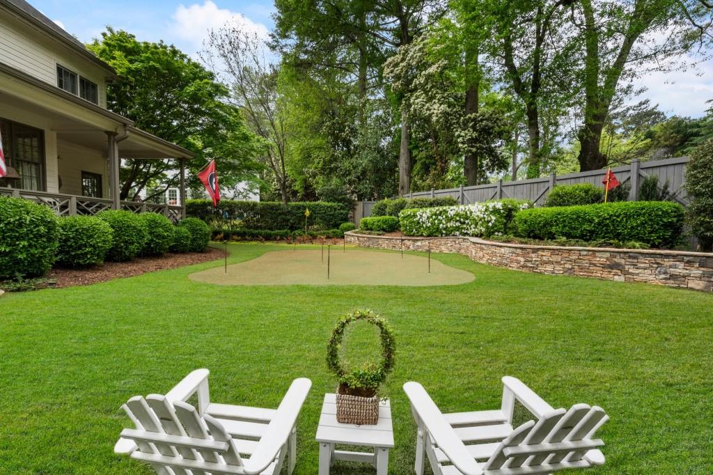 2376 Hyde Park Court