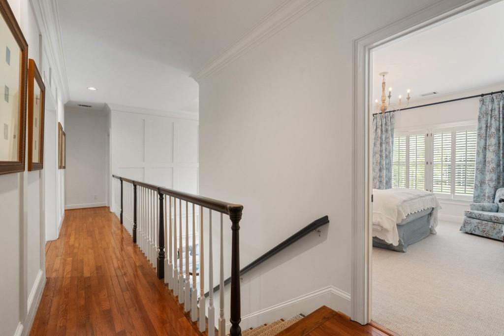 2376 Hyde Park Court