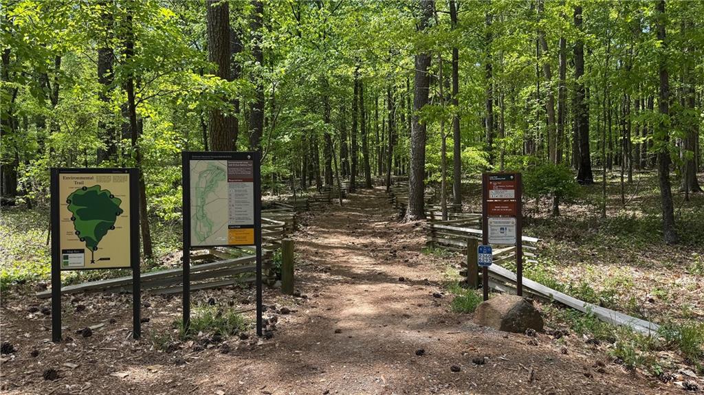 476 Springer Bend NW