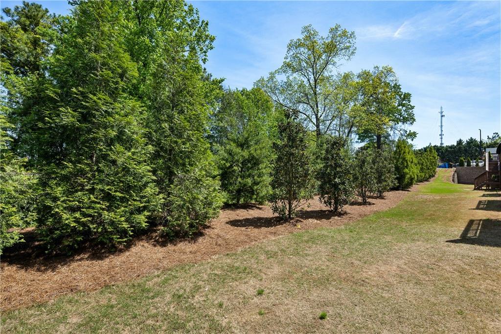 476 Springer Bend NW