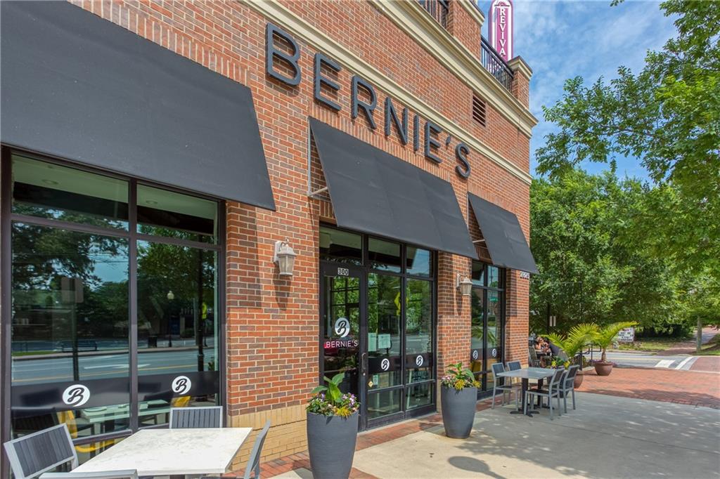 476 Springer Bend NW