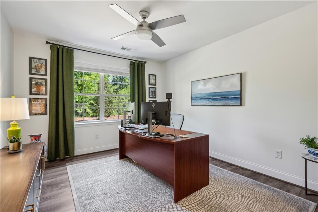 476 Springer Bend NW