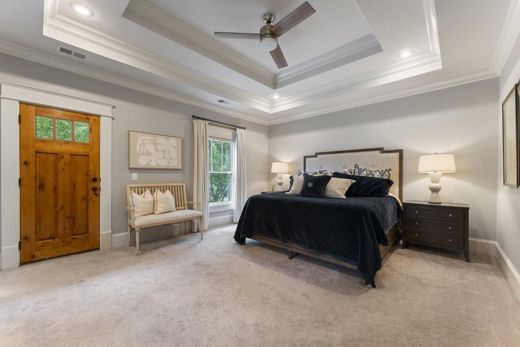 3253 Cates Avenue NE