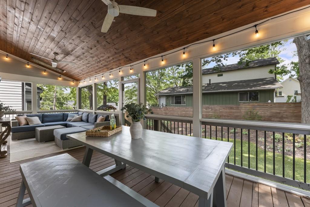 3253 Cates Avenue NE