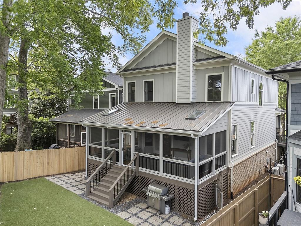 3253 Cates Avenue NE