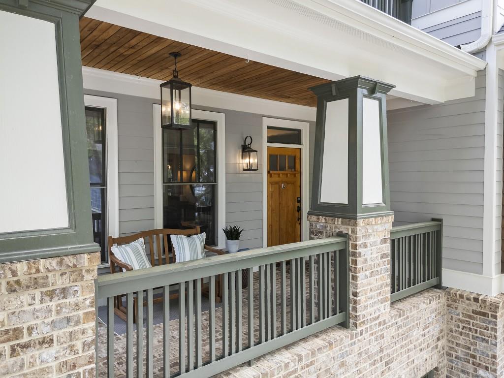 3253 Cates Avenue NE