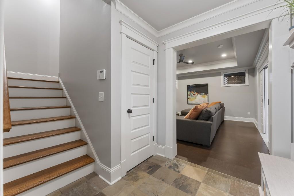 3253 Cates Avenue NE