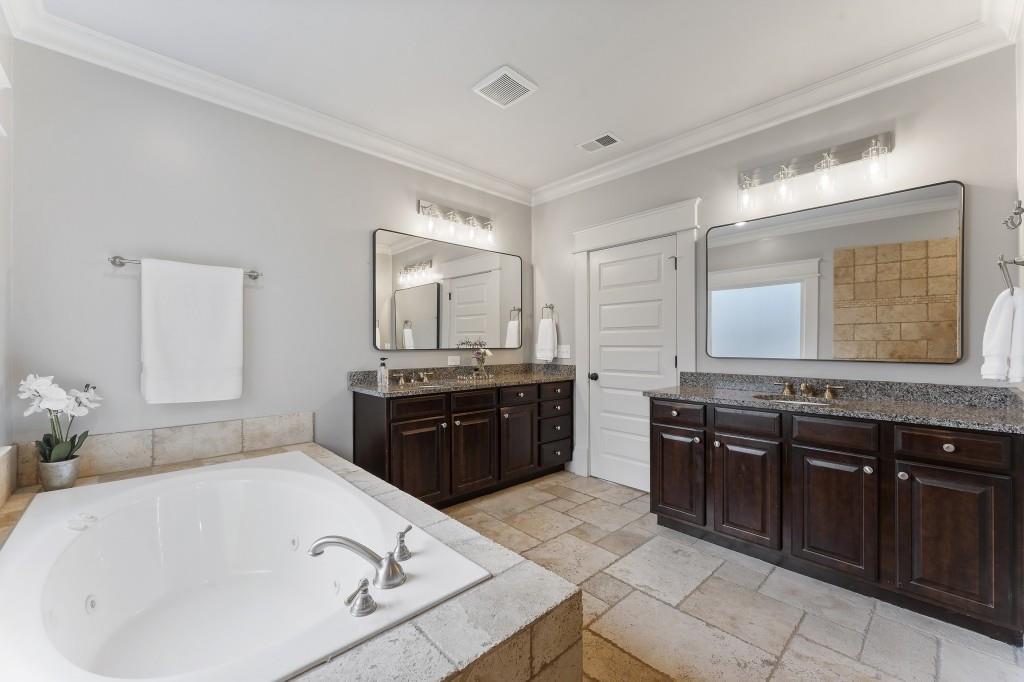 3253 Cates Avenue NE