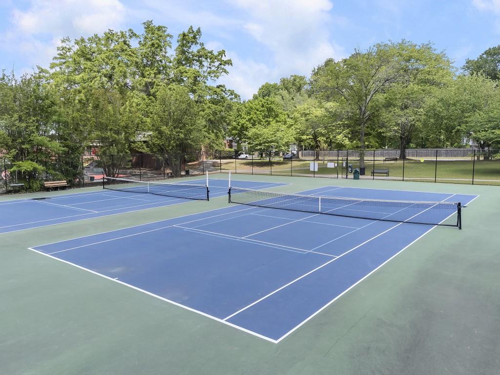 3253 Cates Avenue NE