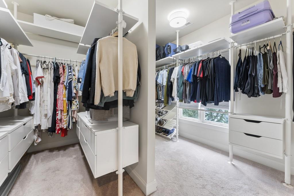 3253 Cates Avenue NE