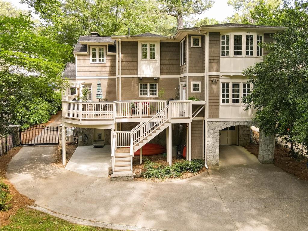 3115 Peachtree Drive NE