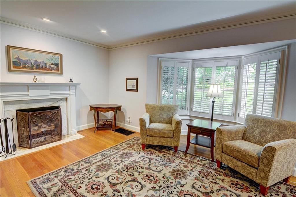 3115 Peachtree Drive NE