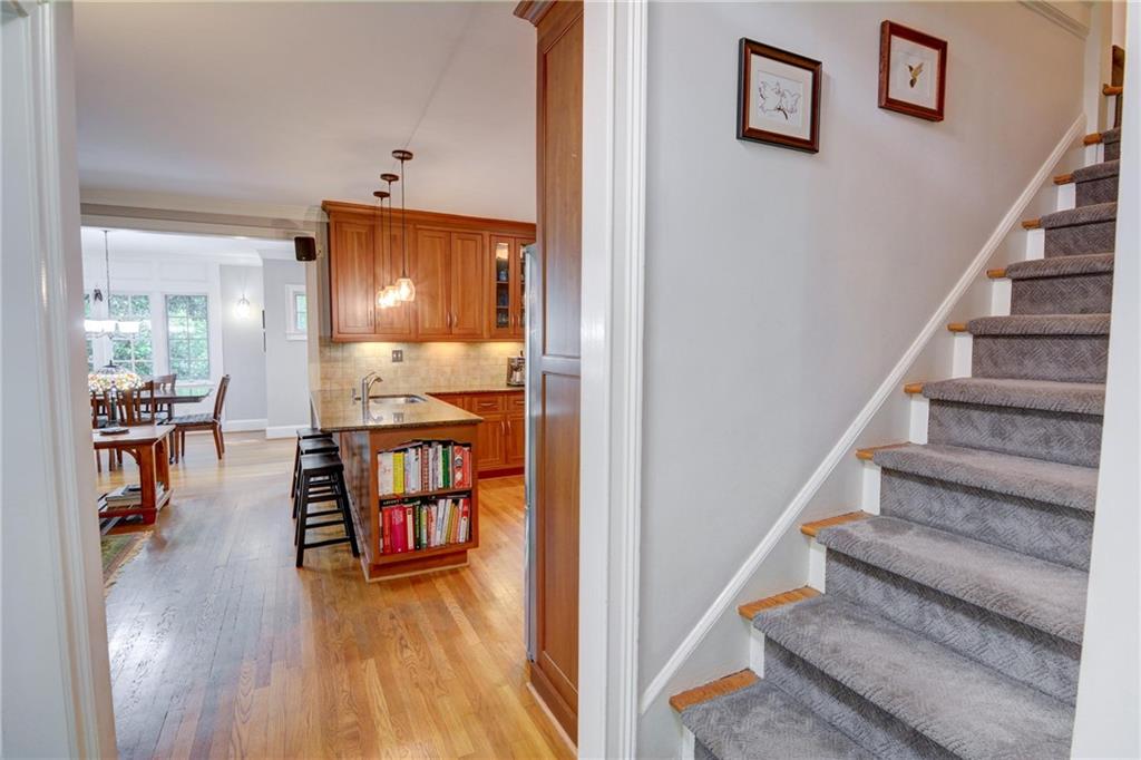 3115 Peachtree Drive NE