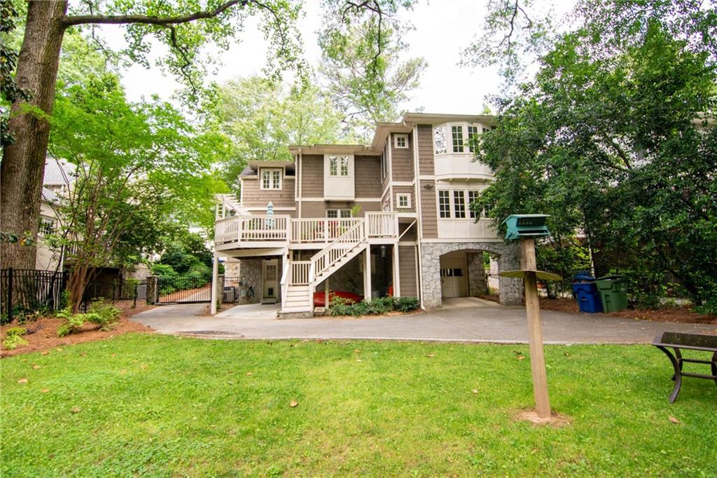 3115 Peachtree Drive NE