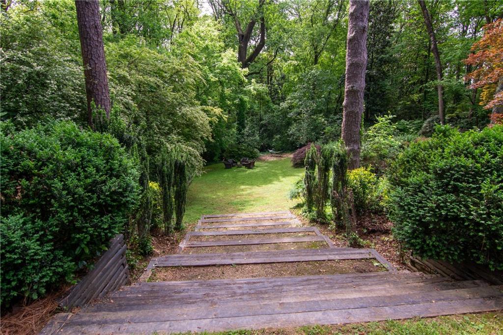 3115 Peachtree Drive NE