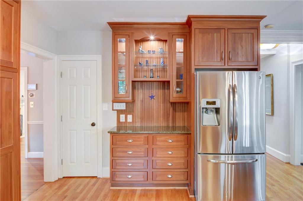 3115 Peachtree Drive NE