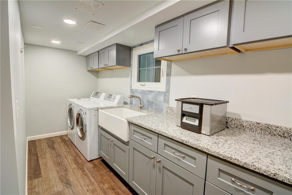 3115 Peachtree Drive NE