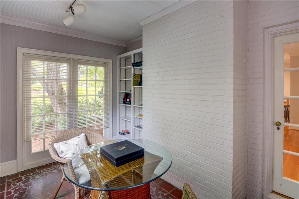 3115 Peachtree Drive NE