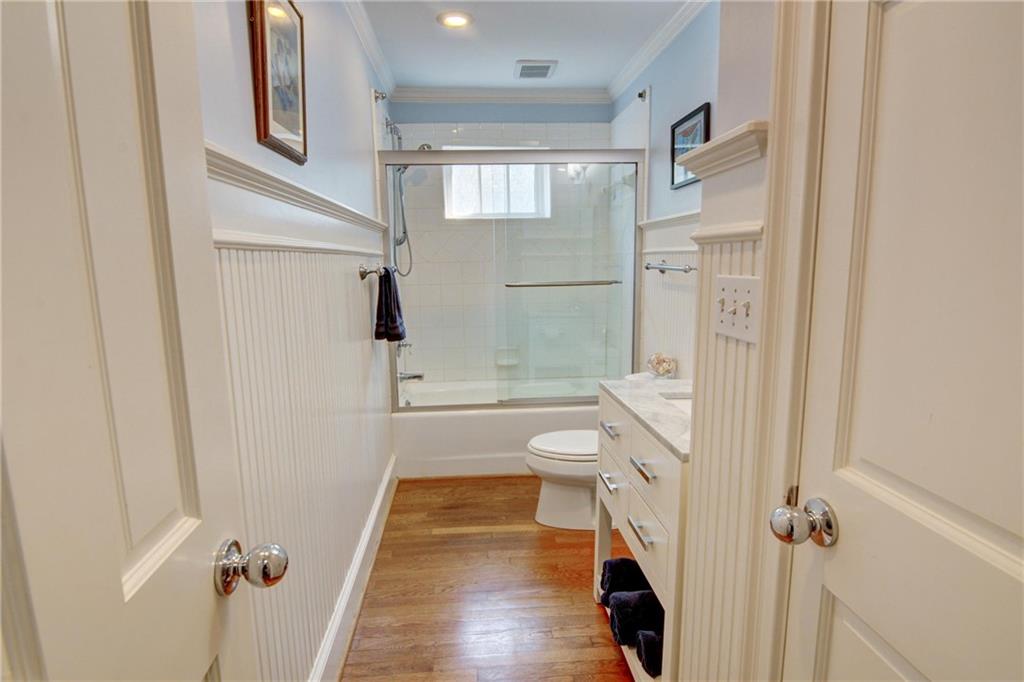 3115 Peachtree Drive NE