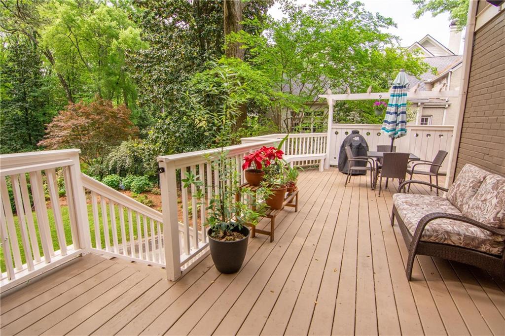 3115 Peachtree Drive NE