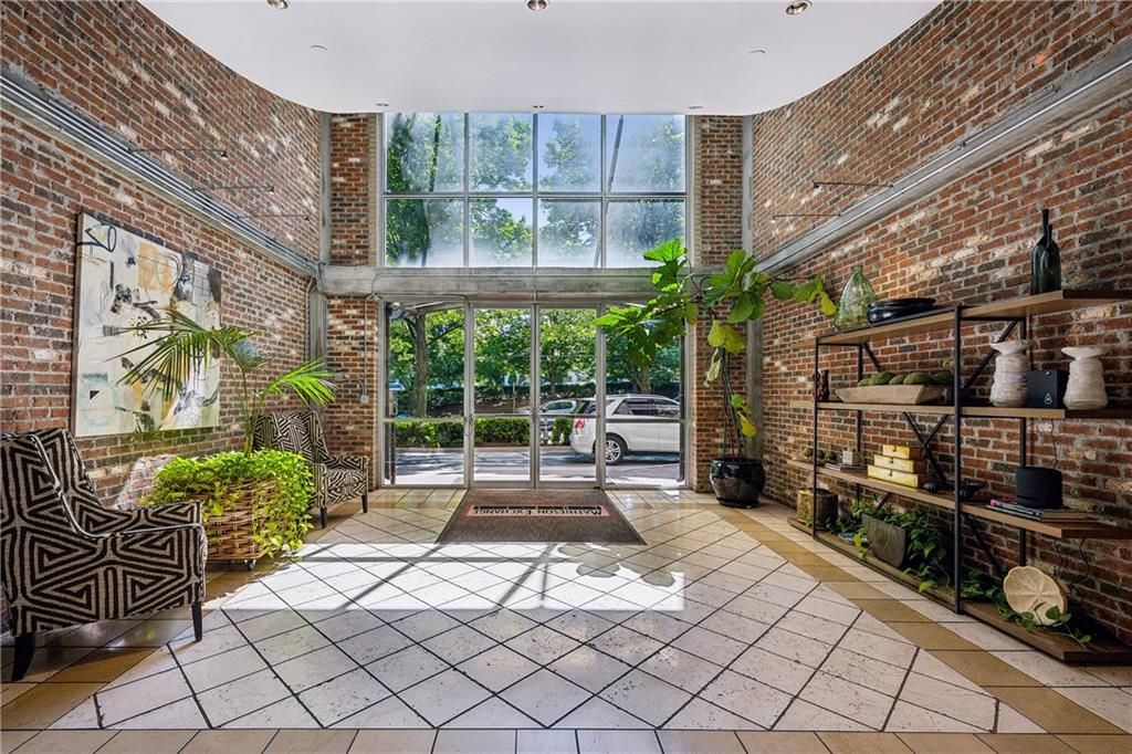 3180 Mathieson Drive NE Unit 1001