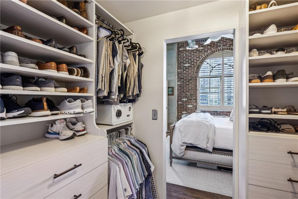 3180 Mathieson Drive NE Unit 1001