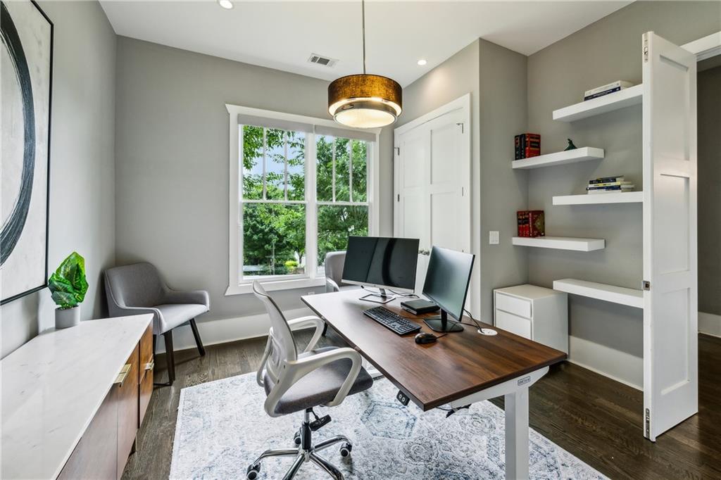 2460 Drew Valley Road NE