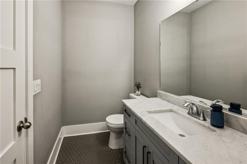 2460 Drew Valley Road NE